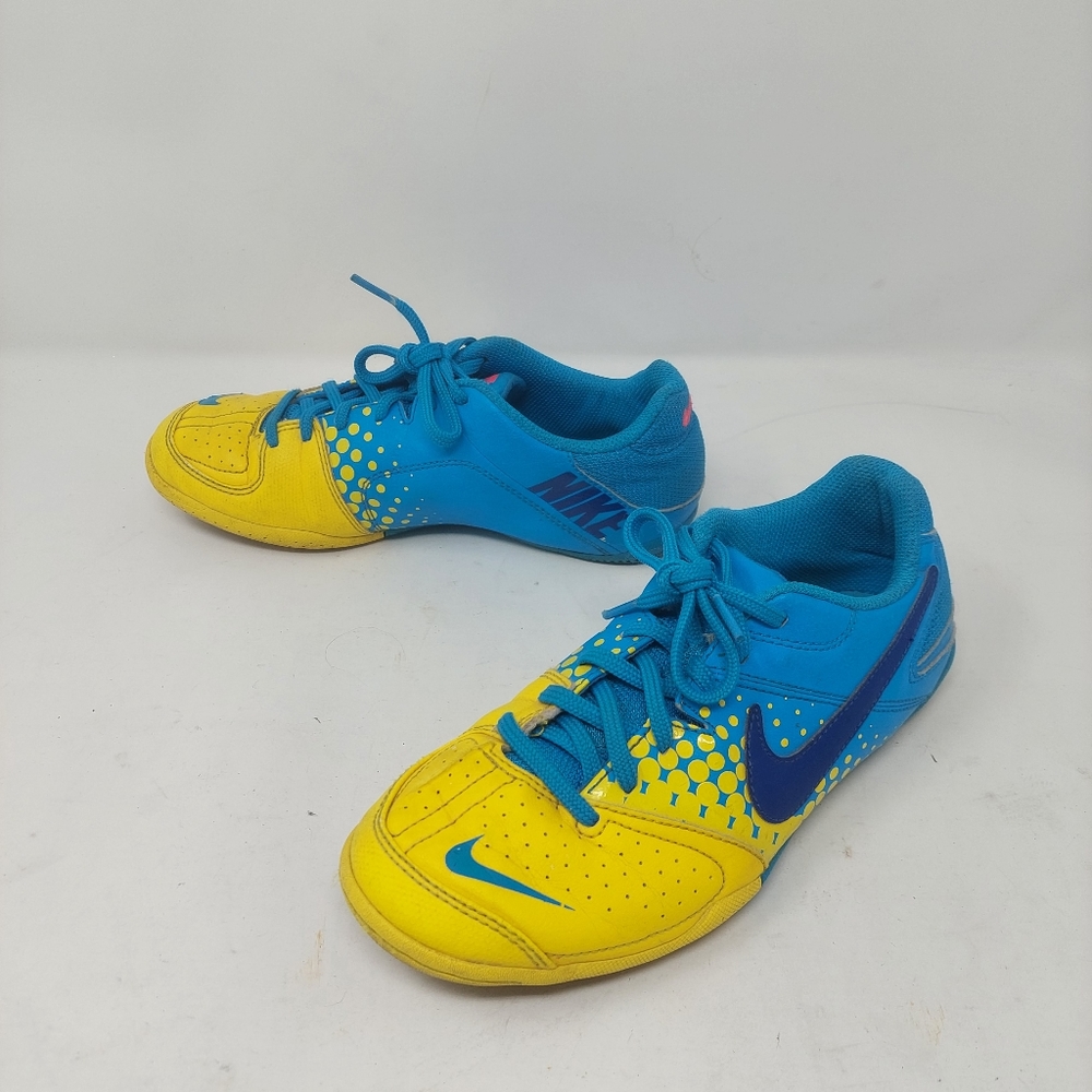 Nike 5 Elastico Soccer Shoes Blue Yellow Spotted Sneakers Athletic Youth Sz 4.5